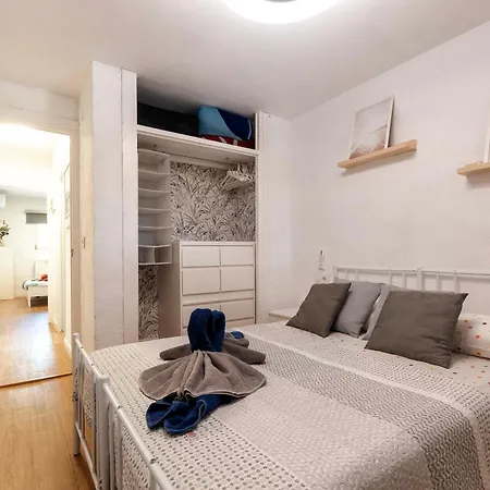 Pool Terrace Garage 3 6 Pax Апартаменты