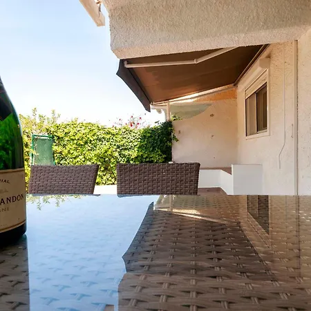 Апартаменты Pool Terrace Garage 3 6 Pax