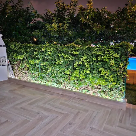 Pool Terrace Garage 3 6 Pax Appartamento *