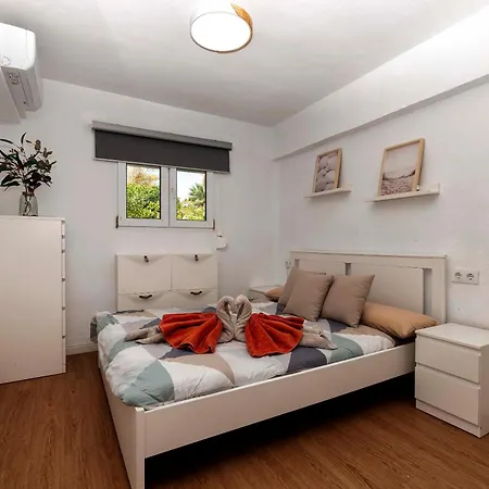 Pool Terrace Garage 3 6 Pax